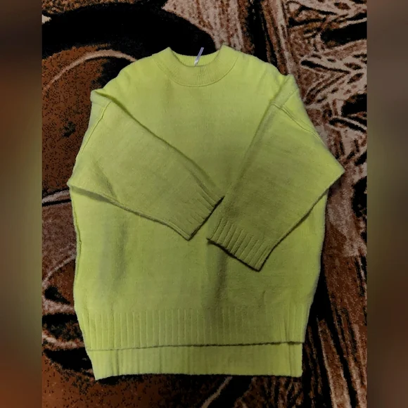 Free people high-low sweater - Picture 1 of 9